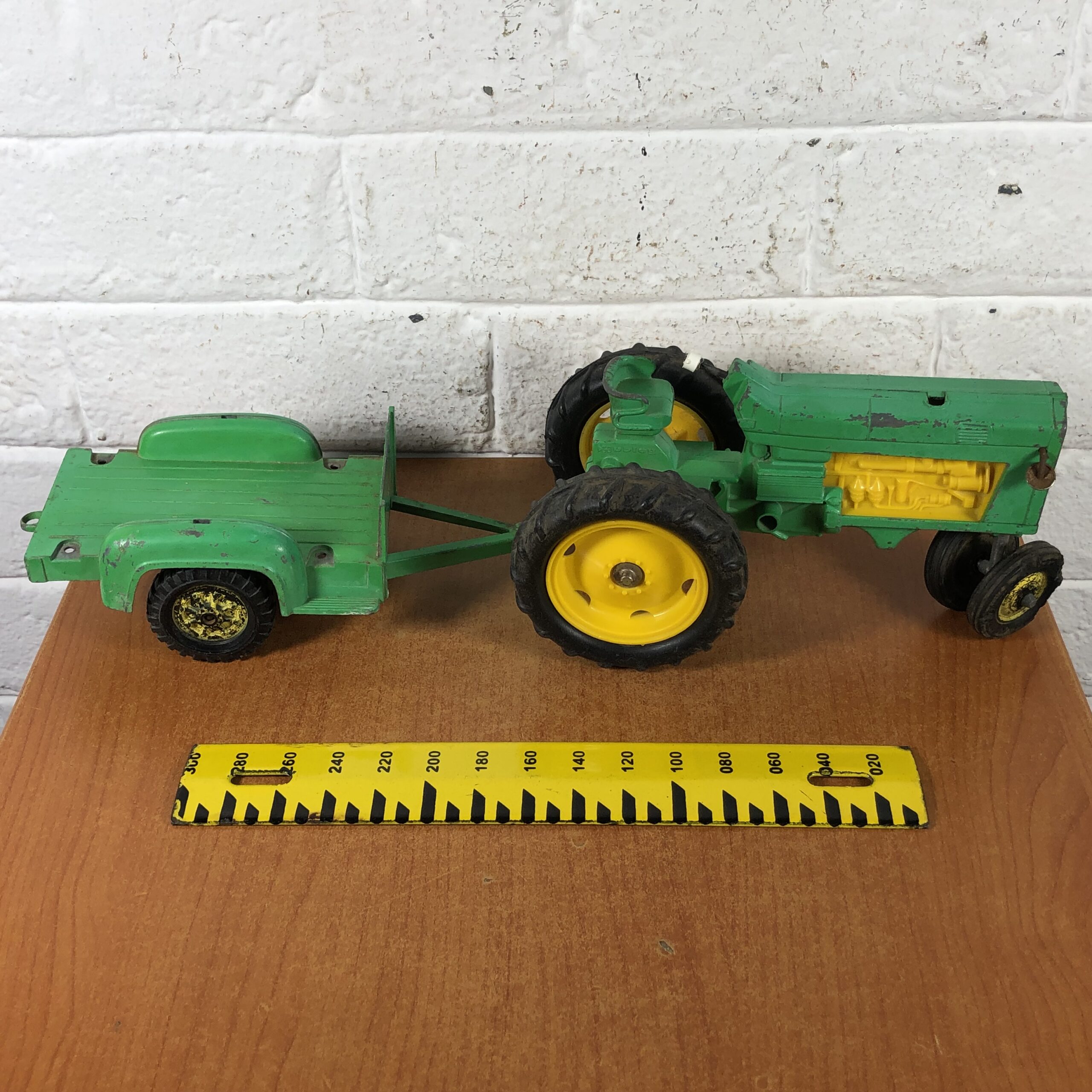 Vintage Hubley Tractor & Trailer Model (Made in USA) - Image 12