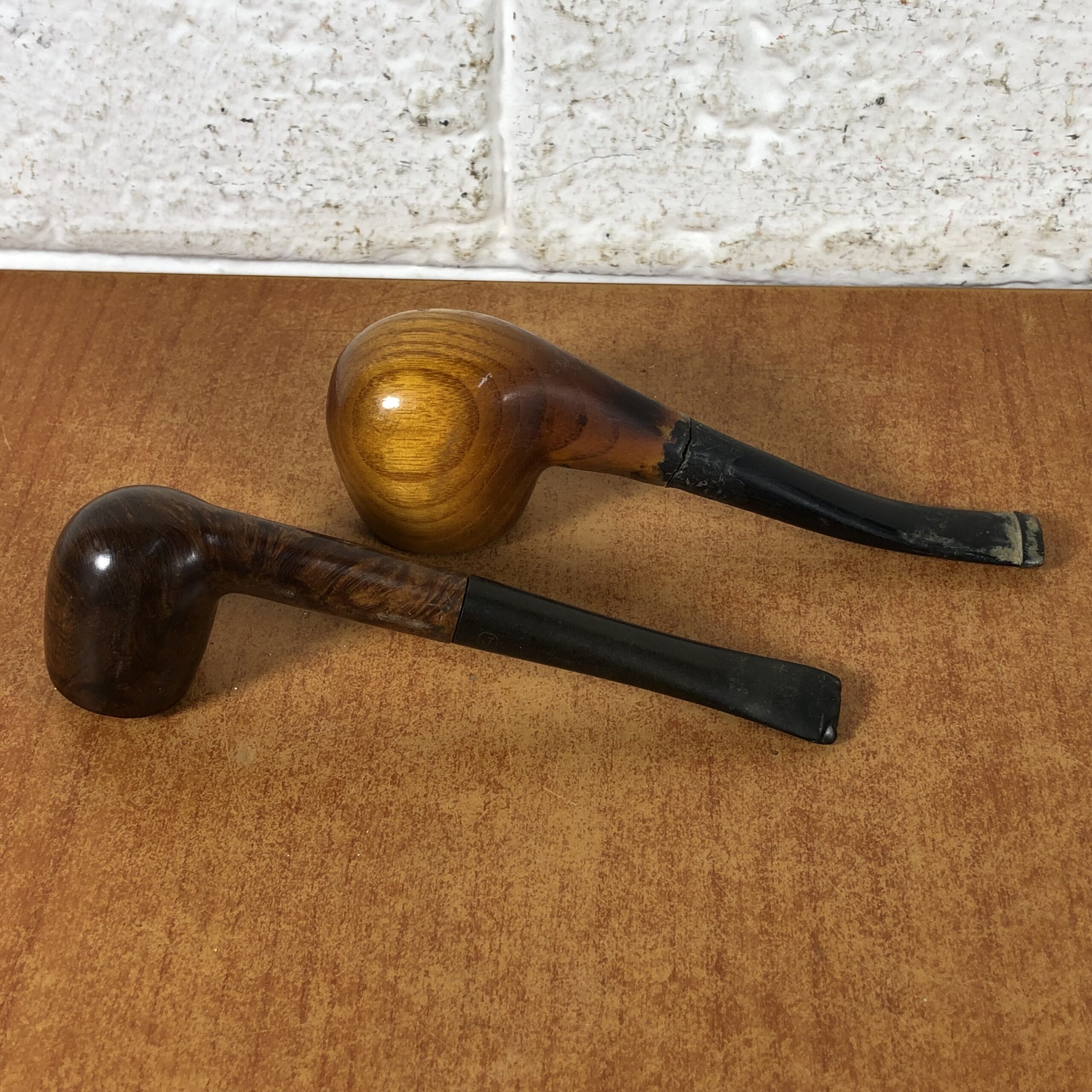 Vintage Dutch Wooden Pipe Rack with 2 Tobacco Pipes - Image 6