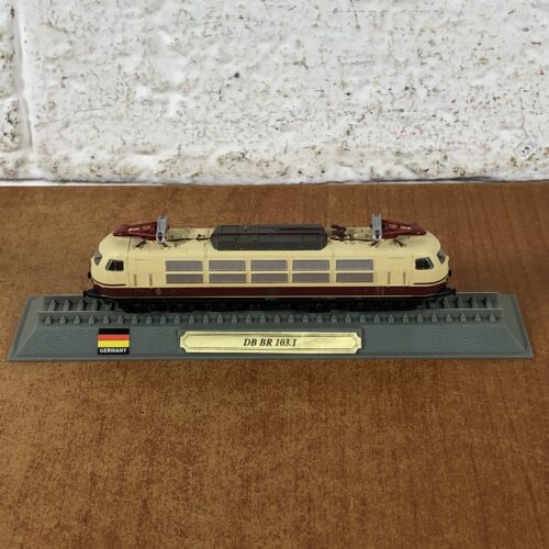 German DB BR 103.1 Locomotive Model (1:160)