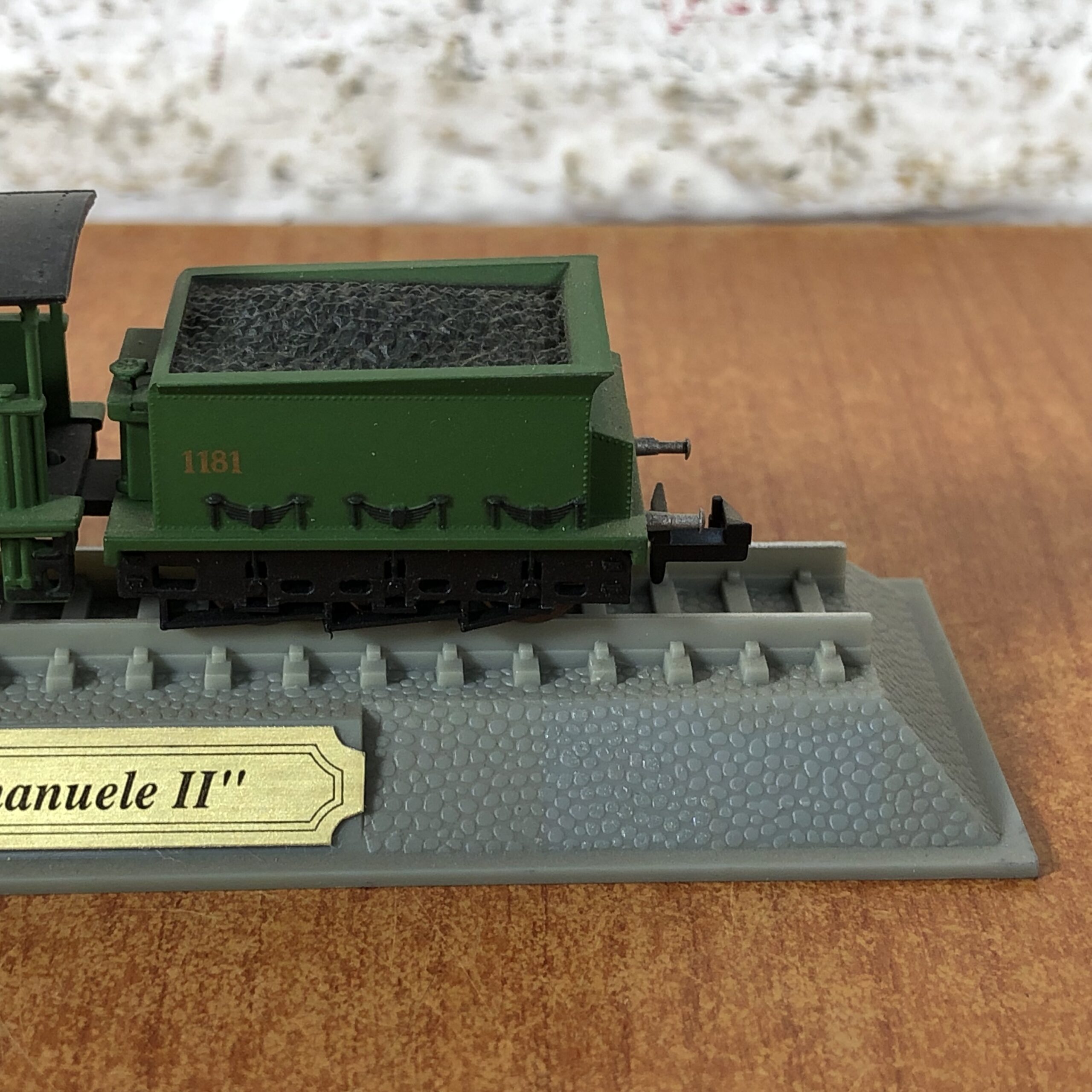 Italian SFAI 1181 "Vittorio Emanuele II" Locomotive Model (1:160) - Image 5