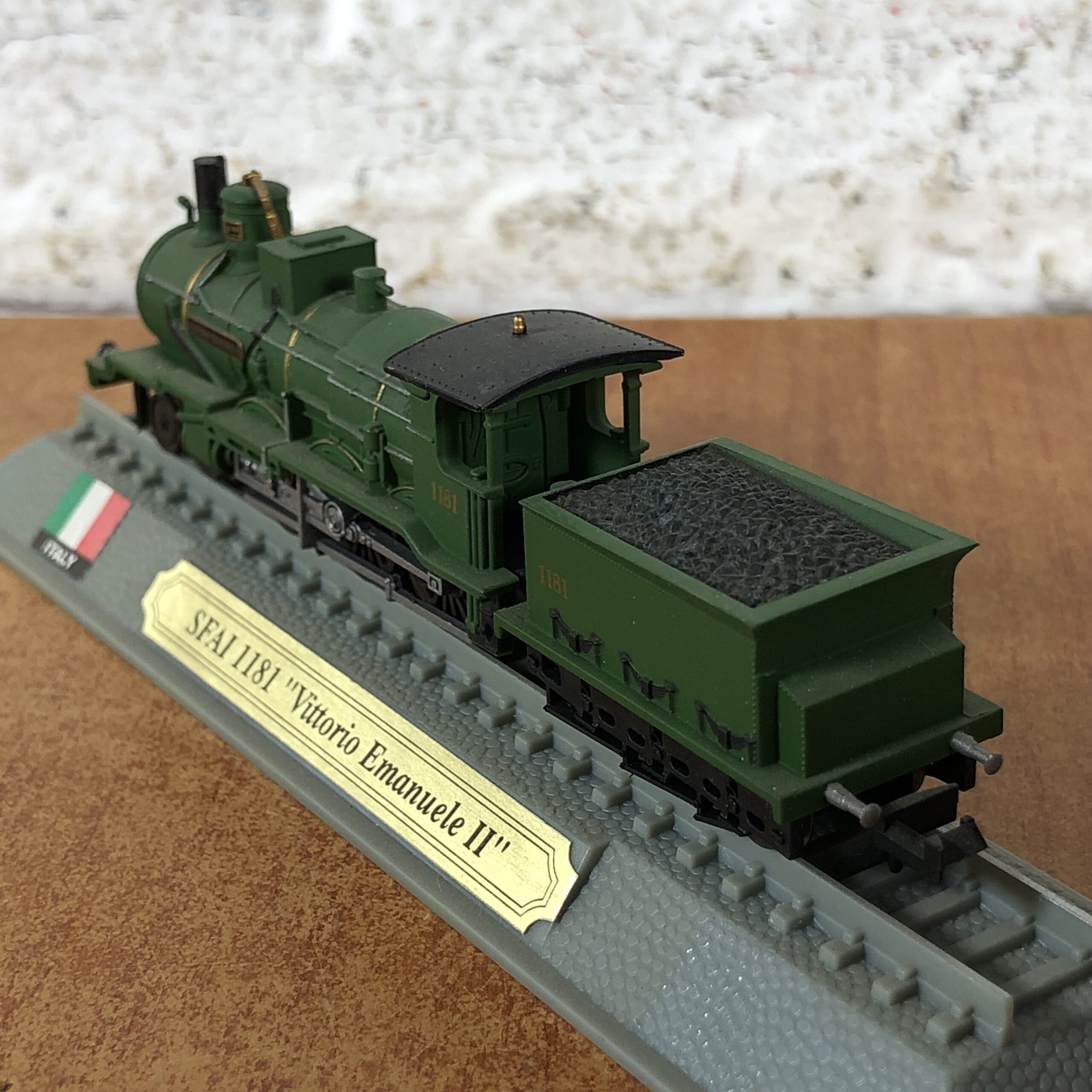 Italian SFAI 1181 "Vittorio Emanuele II" Locomotive Model (1:160) - Image 6