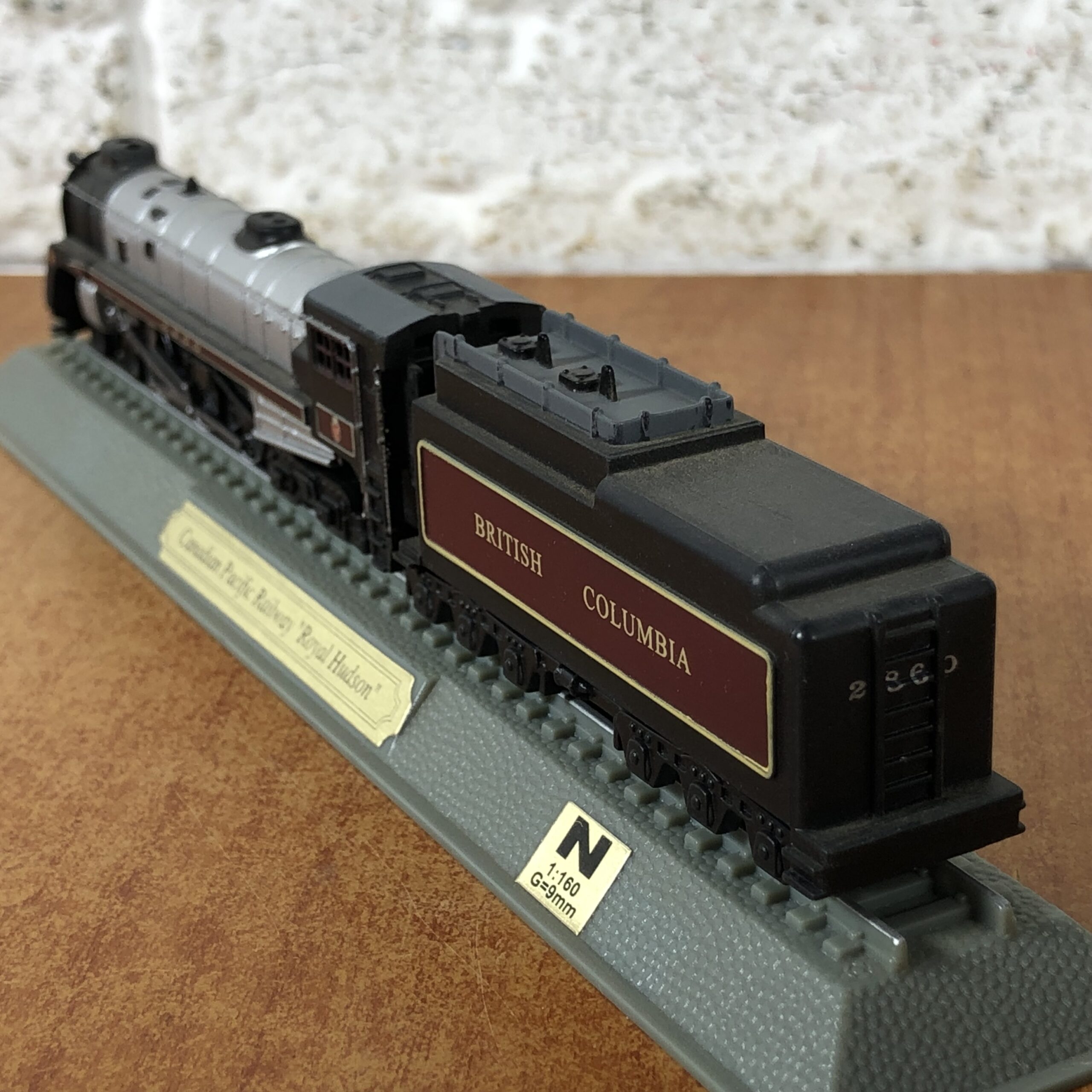 Canadian Pacific Railway "Royal Hudson" Locomotive Model (1:160) - Image 6