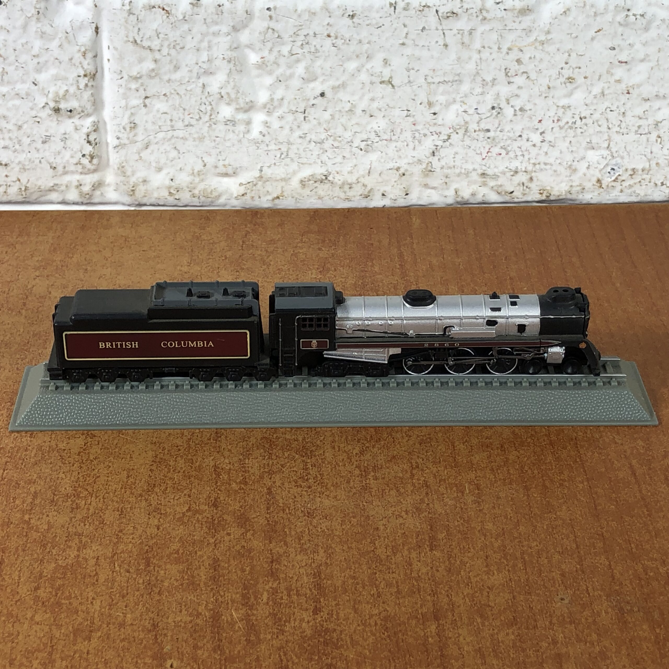 Canadian Pacific Railway "Royal Hudson" Locomotive Model (1:160) - Image 7