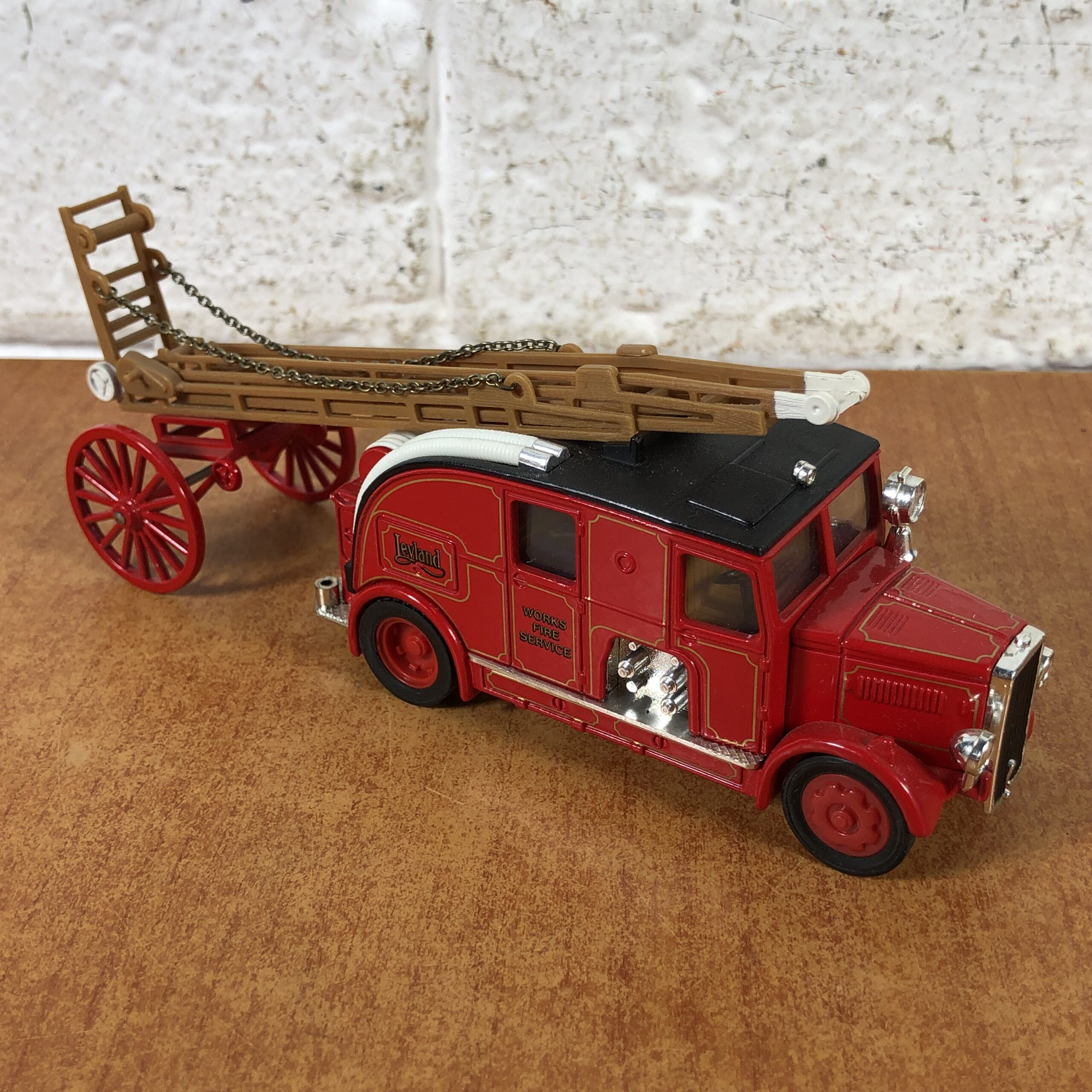 Matchbox 1936 Leyland Cub Fire Engine with Extending Ladder