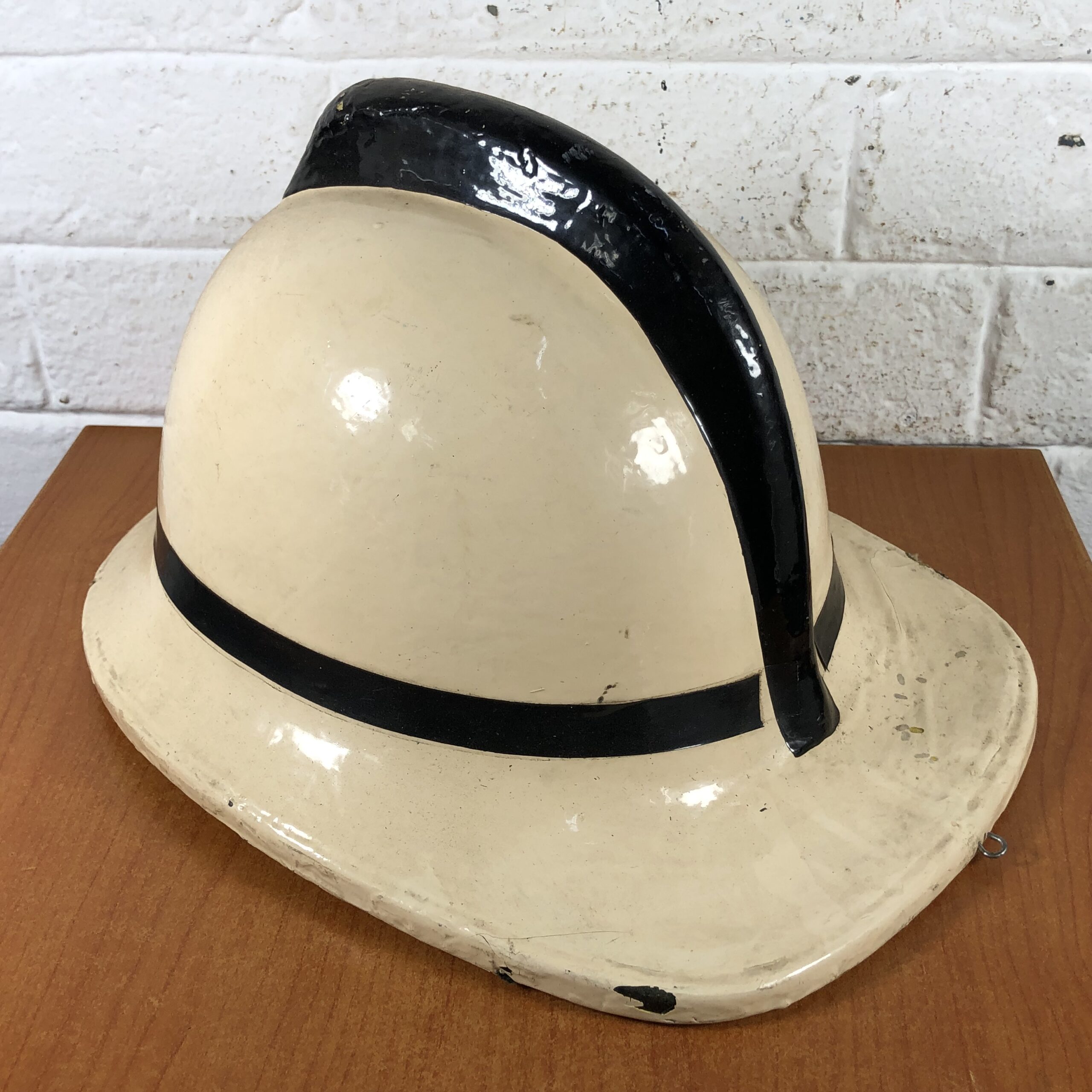RARE 1970s Vintage South African Fireman's Helmet - Image 8