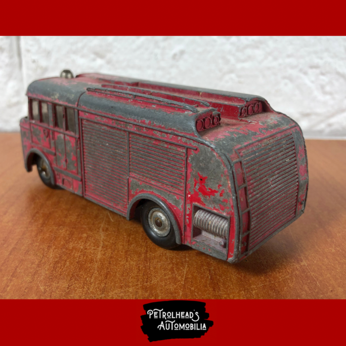 Vintage Dinky Toy ~ Fire Engine (Made in England) - Image 5