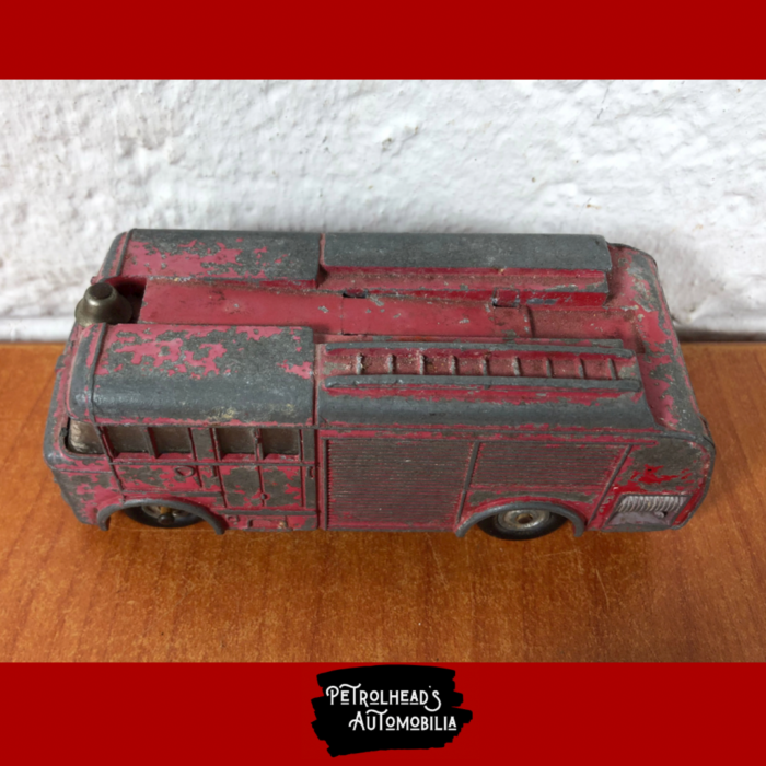 Vintage Dinky Toy ~ Fire Engine (Made in England) - Image 4