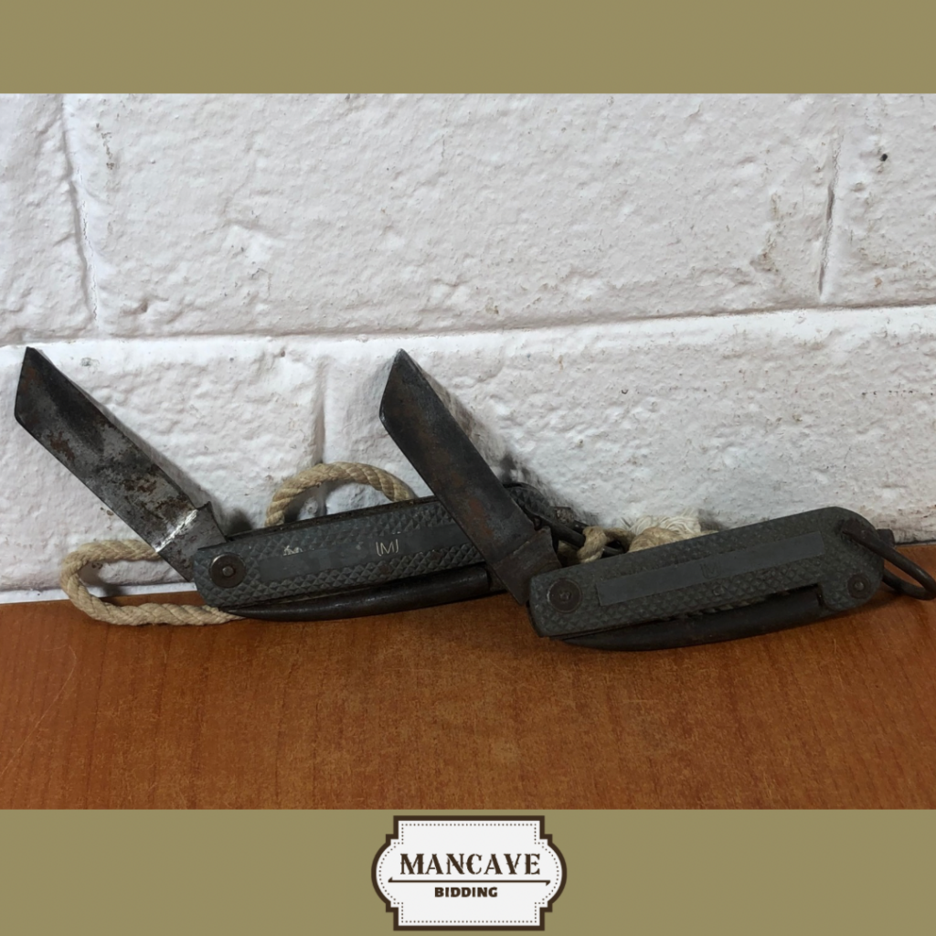 Vintage 1940s World War 2 British Pocket Knives - AuctionGiant