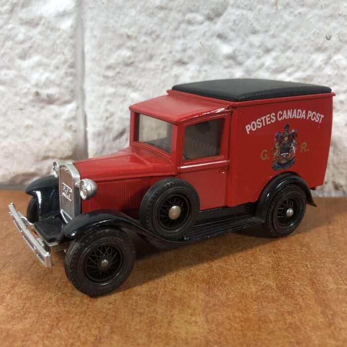 Limited Edition! Matchbox Models of Yesteryear ~ Postes Canada Post 1930 Model 'A' Ford Van (Made in England) - Image 2