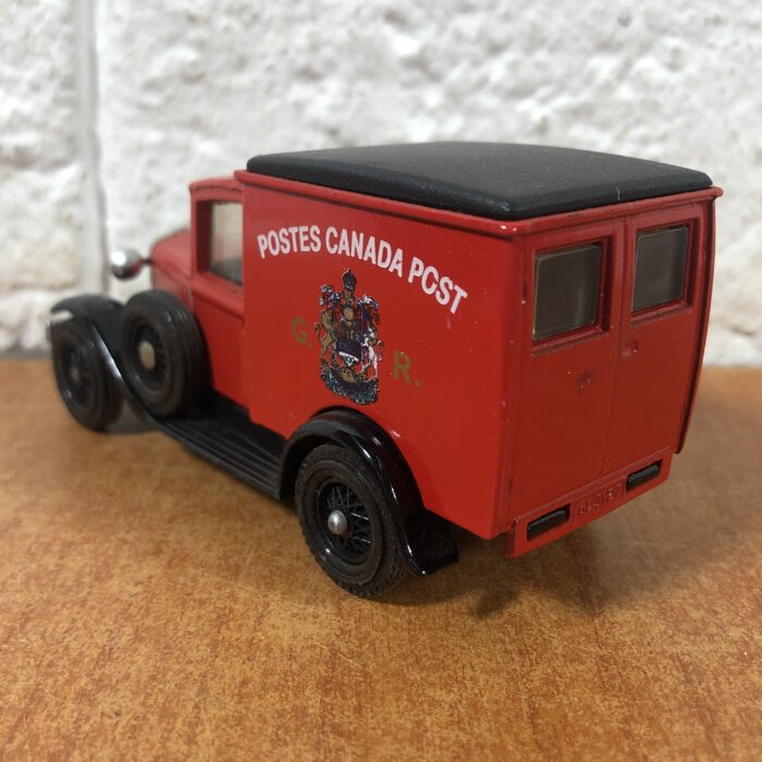 Limited Edition! Matchbox Models of Yesteryear ~ Postes Canada Post 1930 Model 'A' Ford Van (Made in England) - Image 4