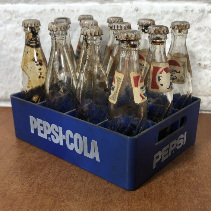 Lot 25: Miniature Vintage Pepsi-Cola Glass Bottles in Crate - Image 8