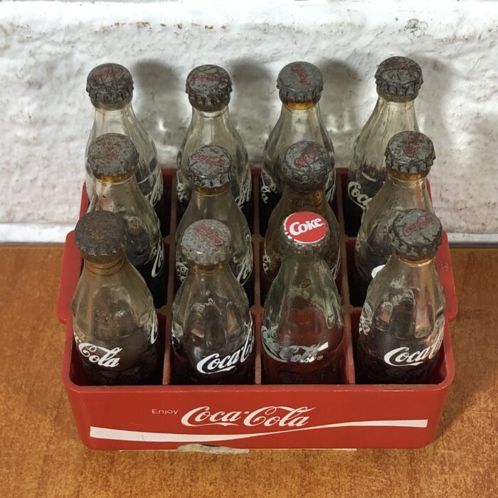 Lot 26: Miniature Vintage Coca-Cola Glass Bottles in Crate - Image 5