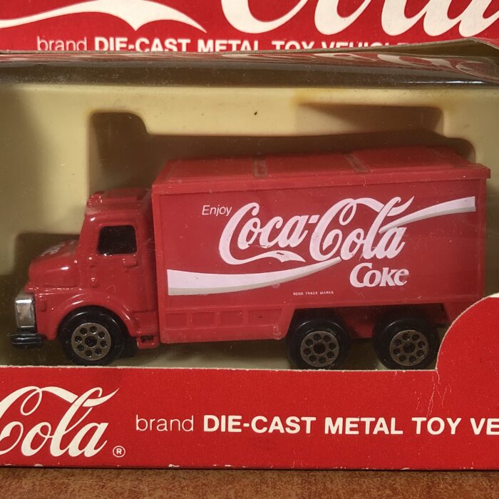 Lot 226: Coca Cola Truck Model (Made in England by Lledo) - Image 2