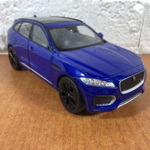 Jaguar F-Pace (1:24)