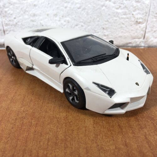 Lamborghini Reyenton (1:24)