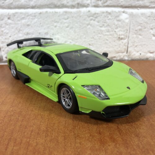 Lamborghini Murcielago LP 670-4 SV (1:24)