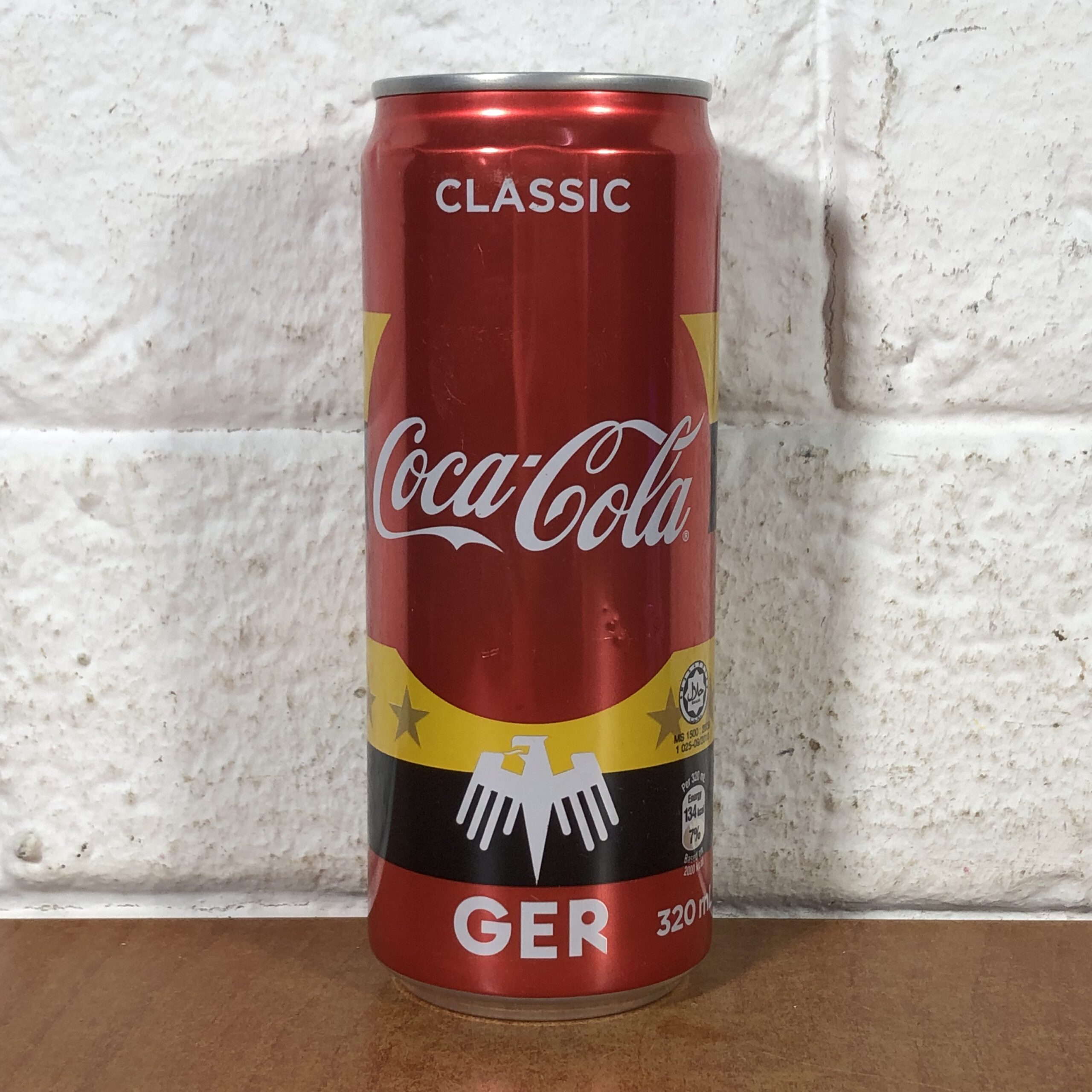 Lot 80: Collectible Coca Cola Russia 2018 Fifa World Cup Cans in Metal Stand - Image 3