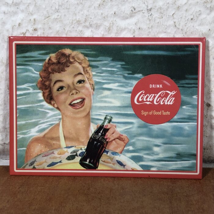 Lot 8: Coca Cola Magnets - Image 2