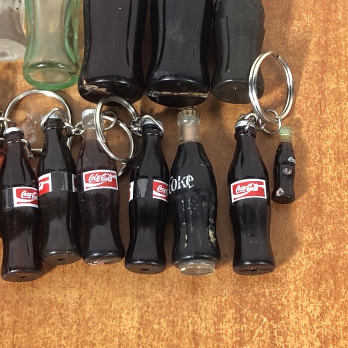 Lot 19: Coca Cola Bottle Keychains - Image 5