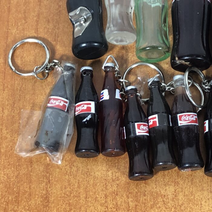 Lot 19: Coca Cola Bottle Keychains - Image 4