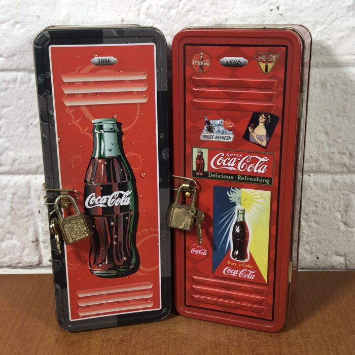 Lot 6: Coca Cola Tins