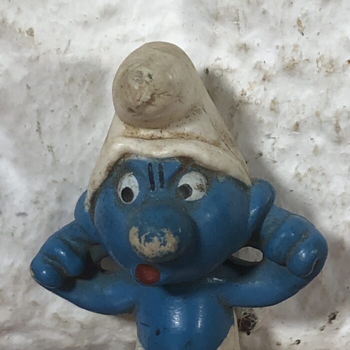 Vintage 1971 Peyo Naughty Smurf Figurine (Made in Hong Kong) - Image 2