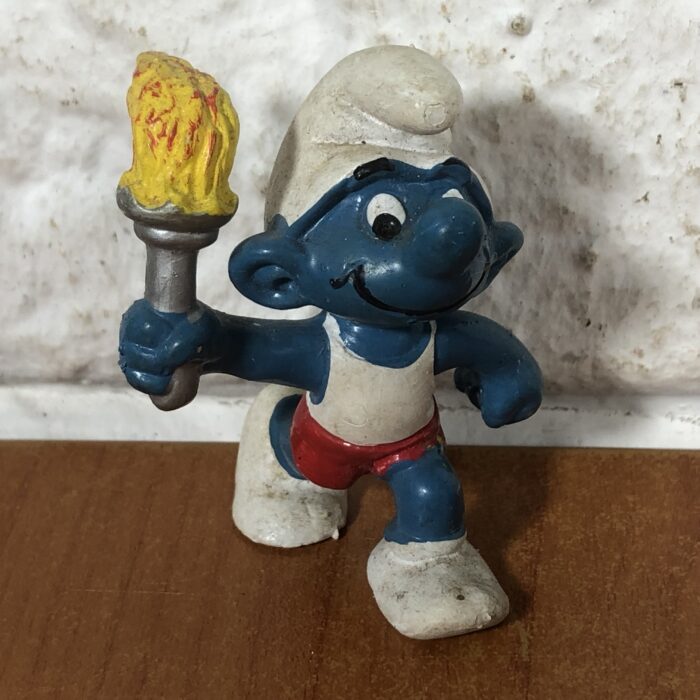 Vintage 1978 Peyo Torchbearer Smurf Figurine (Made in West Germany)