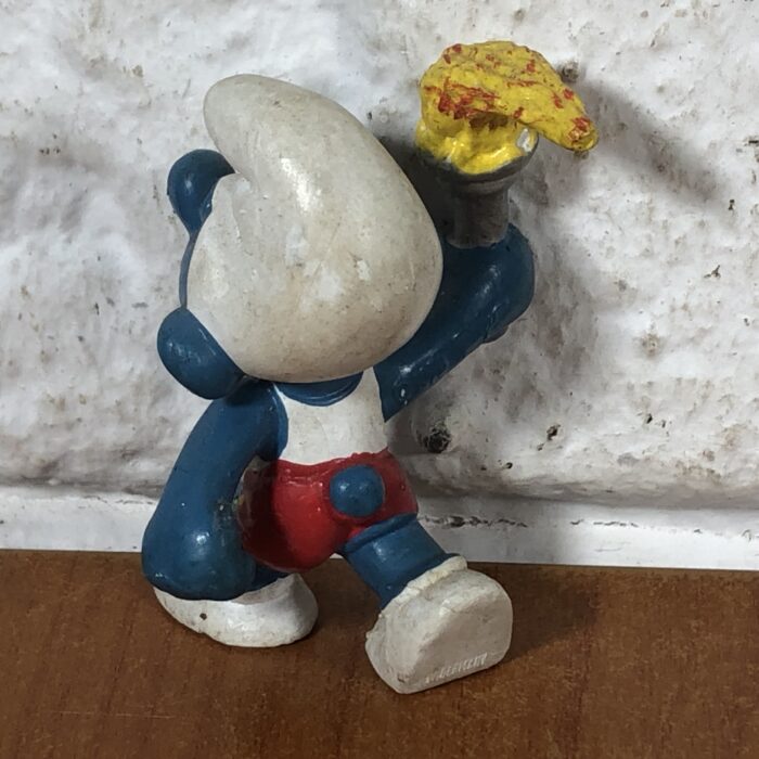 Vintage 1978 Peyo Torchbearer Smurf Figurine (Made in West Germany) - Image 5