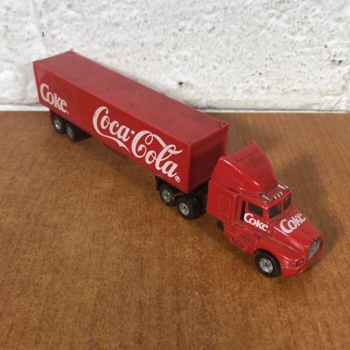 Lot 23: Coca Cola Model Trucks - Image 2