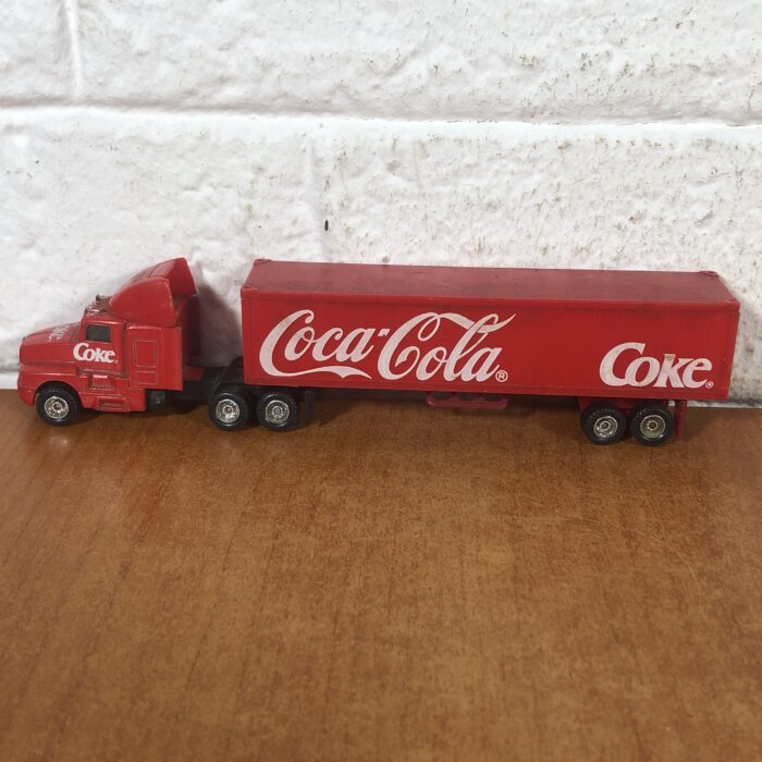 Lot 23: Coca Cola Model Trucks - Image 3