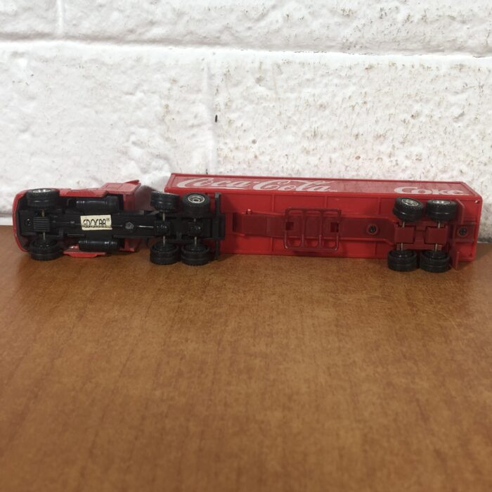 Lot 23: Coca Cola Model Trucks - Image 4