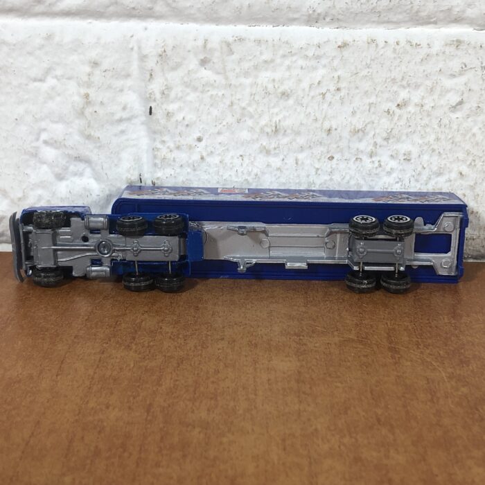 Lot 23: Coca Cola Model Trucks - Image 7