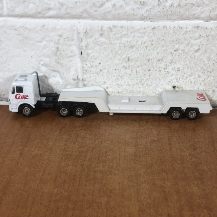 Lot 23: Coca Cola Model Trucks - Image 9