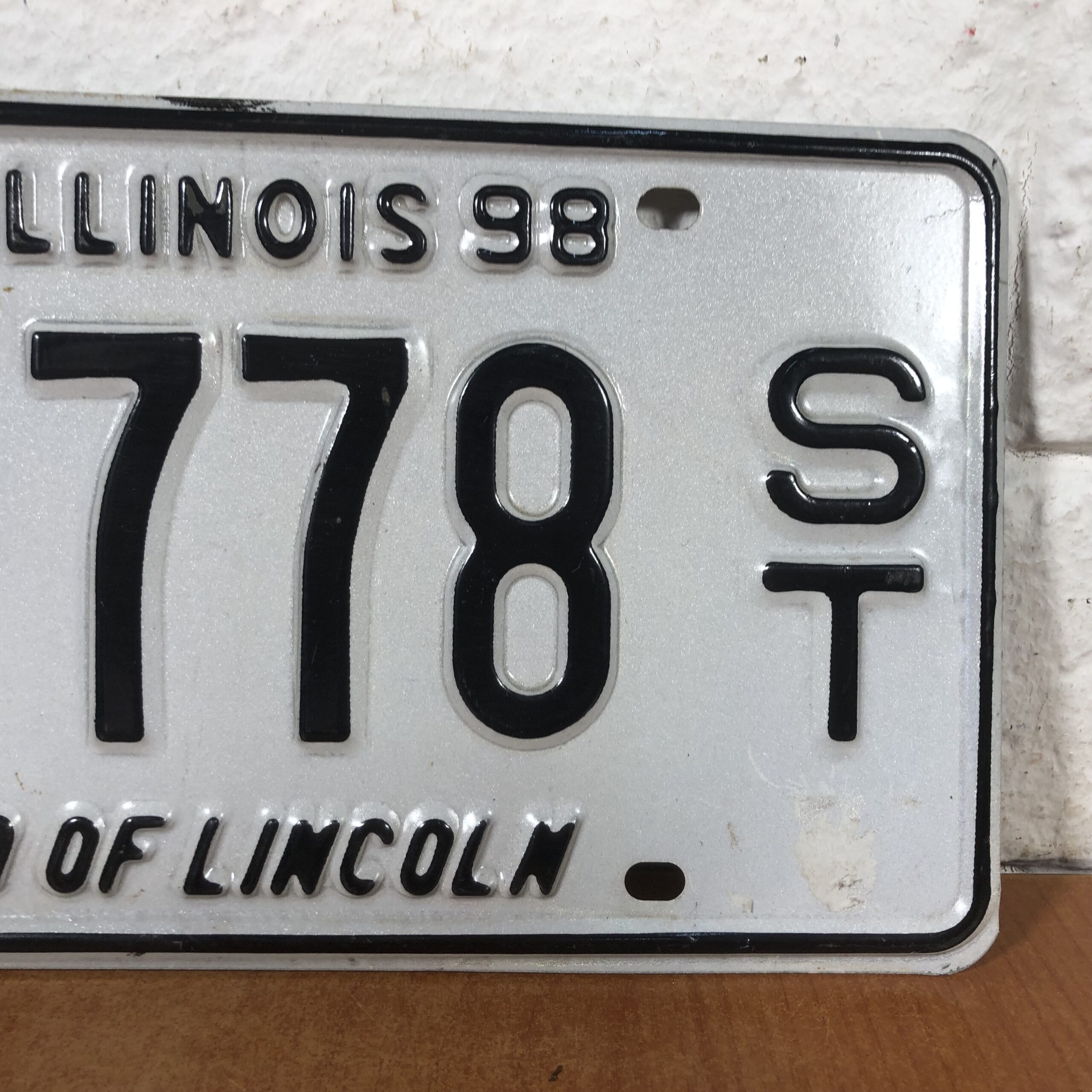 USA 'Illinois' Number Plate - Image 3