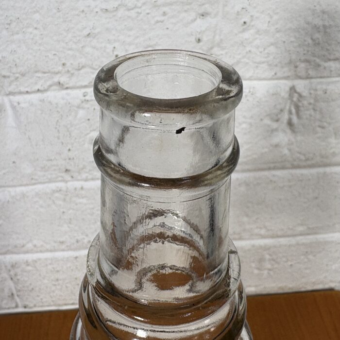 Lot 17: Vintage 1960s Essolube Glass Bottle (1 Quart) ~ Property of Anglo American Oil - Image 3