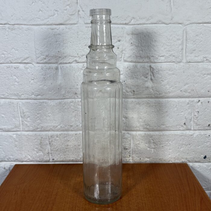 Lot 51: Vintage 1960s Essolube Glass Bottle (1 Quart) ~ Property of Anglo American Oil - Image 9