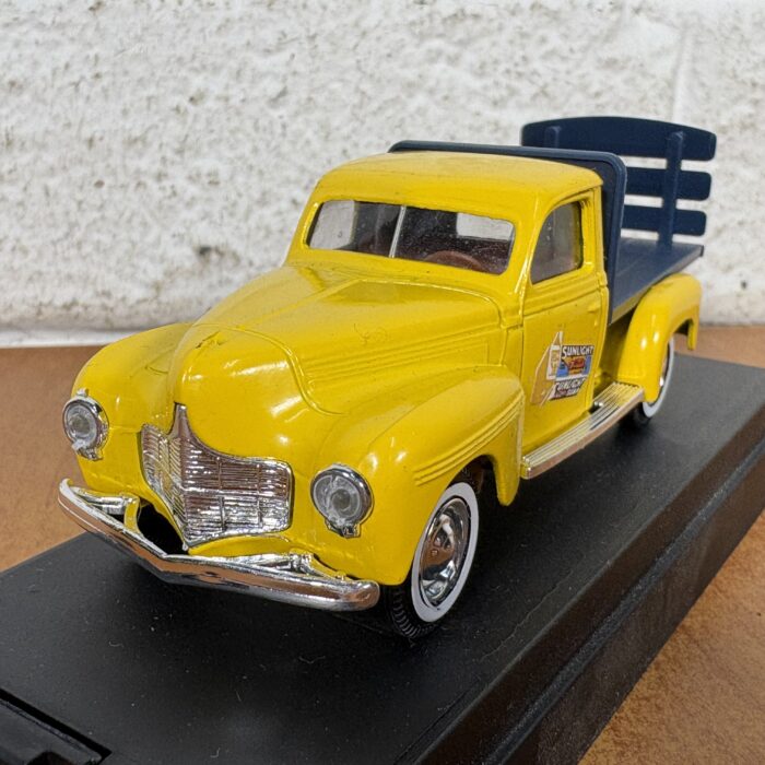 Lot 16: Solido 'Sunlight Soap' Dodge Truck (1:43) ~ Made in France - Image 5