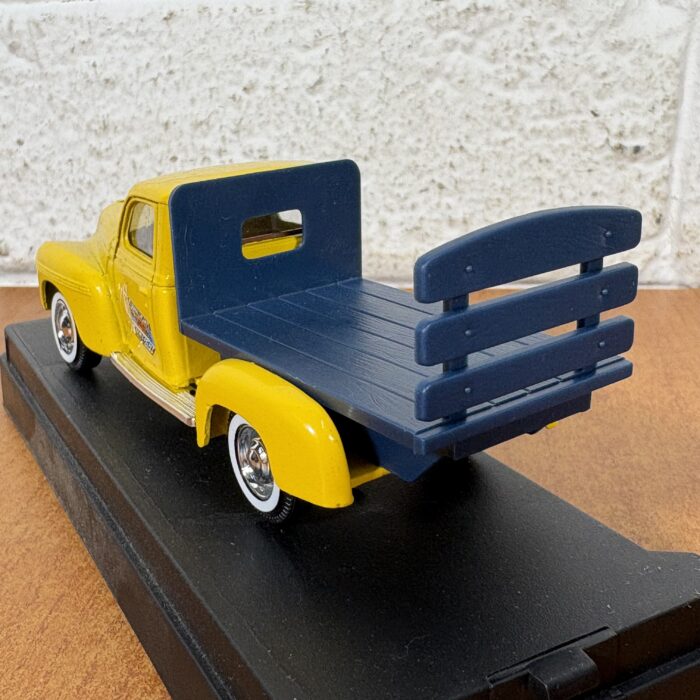 Lot 16: Solido 'Sunlight Soap' Dodge Truck (1:43) ~ Made in France - Image 8