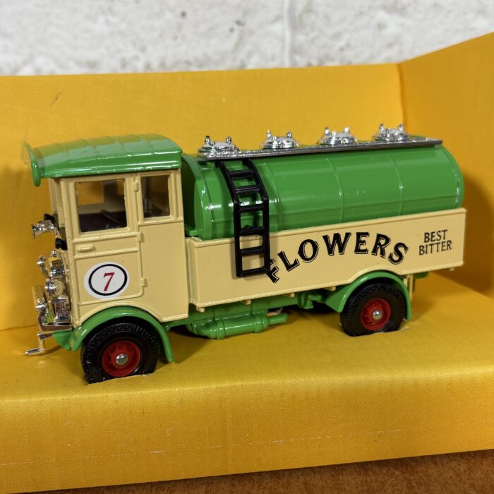 Lot 22: Corgi Classics 'Flowers' AEC 508 Forward Control 5 Ton Cabover (Made in GT Britain) - Image 4