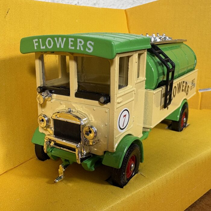 Lot 22: Corgi Classics 'Flowers' AEC 508 Forward Control 5 Ton Cabover (Made in GT Britain) - Image 3