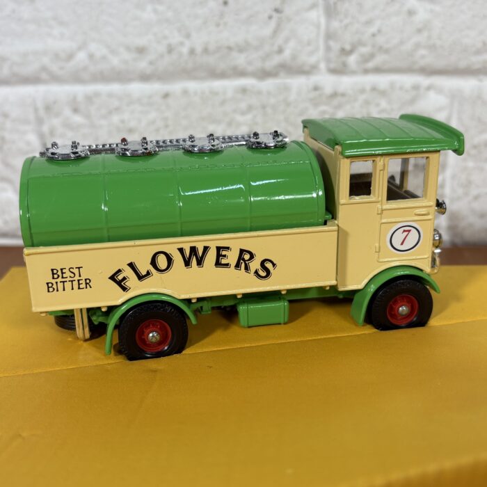 Lot 22: Corgi Classics 'Flowers' AEC 508 Forward Control 5 Ton Cabover (Made in GT Britain) - Image 6