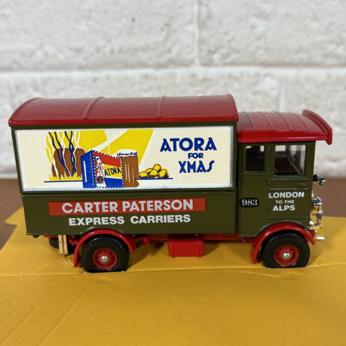 Lot 25: Corgi Classics 'Carter Paterson' AEC 508 Forward Control 5 Ton Cabover (Made in GT Britain) - Image 7