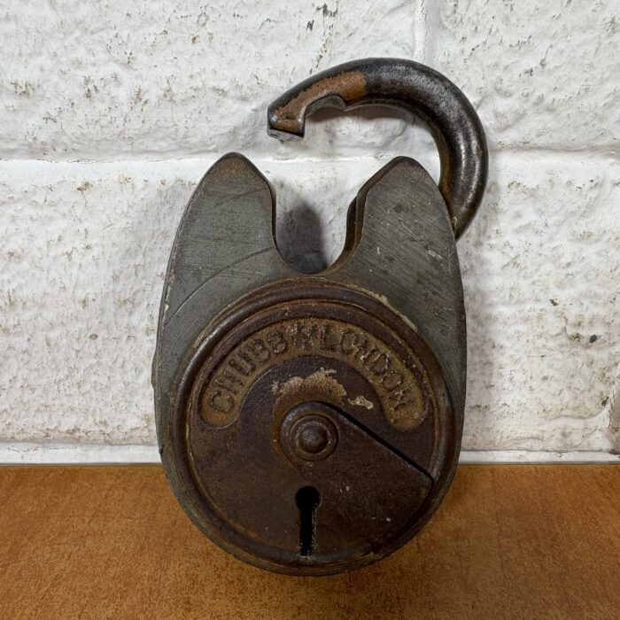 Lot 75: Vintage Chubb London Padlock