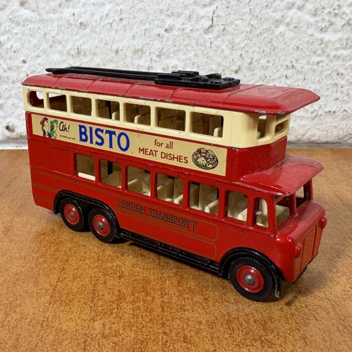 Lot 11: Days Gone by Lledo 'Bisto' London Transport Model Bus (Made in England)