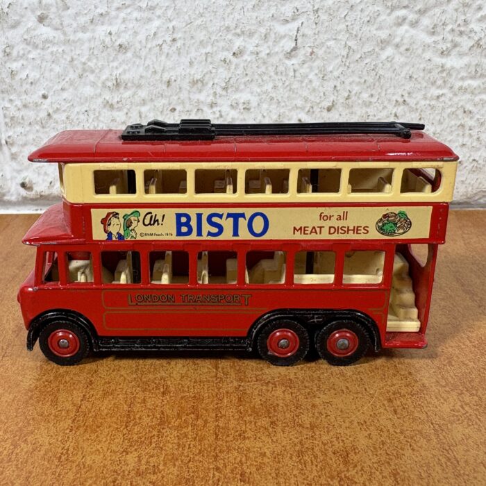 Lot 11: Days Gone by Lledo 'Bisto' London Transport Model Bus (Made in England) - Image 3