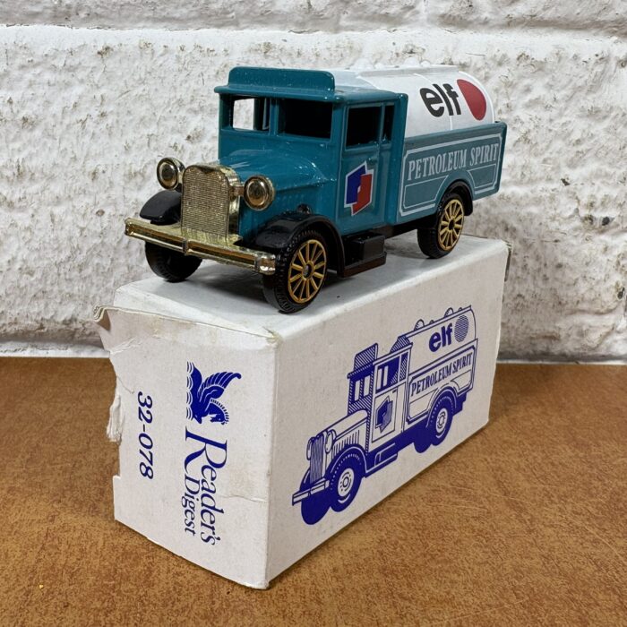 Lot 7: Corgi 'Elf Petroleum Spirit' Morris Truck (Made in GT Britain) - Image 2