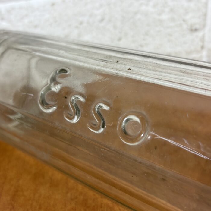 Lot 48: Vintage 1960s Esso Glass Bottle (One Quart) ~ Esso Petroleum Company Ltd. - Image 7