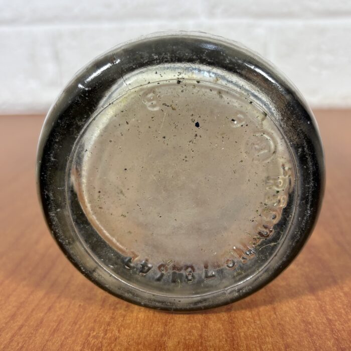 Lot 48: Vintage 1960s Esso Glass Bottle (One Quart) ~ Esso Petroleum Company Ltd. - Image 10