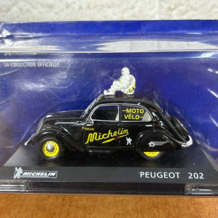 Lot 57: Michelin Tyres Peugeot 202 (1:43) ~ Official Michelin Collection - Image 2