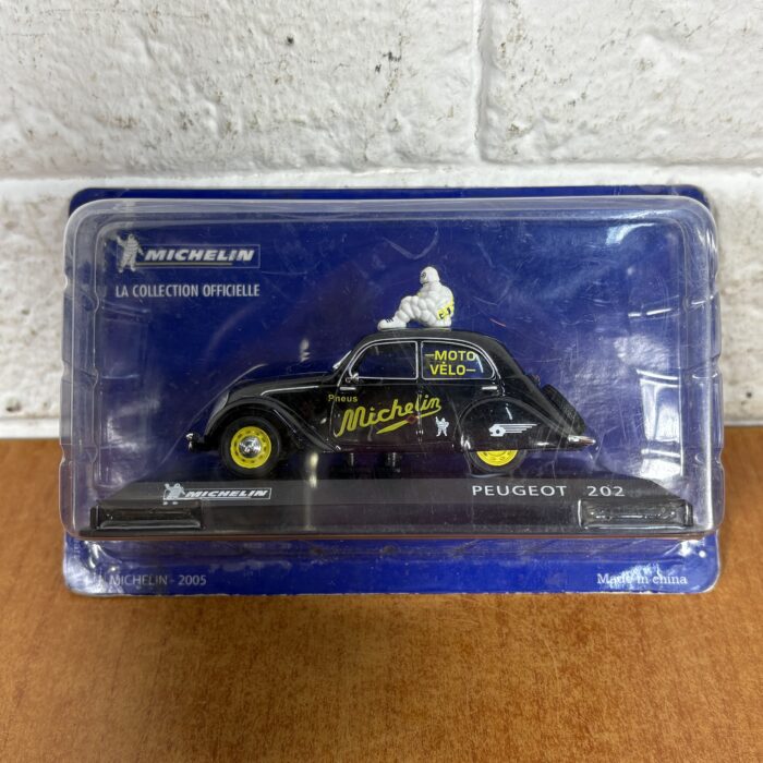 Lot 57: Michelin Tyres Peugeot 202 (1:43) ~ Official Michelin Collection - Image 8